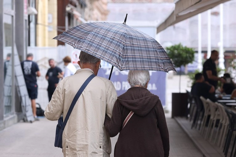 'OVO JE KRIMINAL': Umirovljeniku iz Mostara ovršena mirovina zbog neplaćene RTV takse, nikad u životu nije dobio račun ni poziv na sud